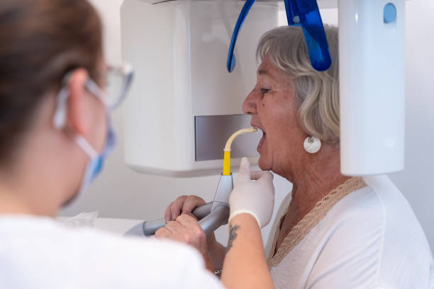 Best Broken or Cracked Tooth Emergency Dentist in Westhampton Beach, NY